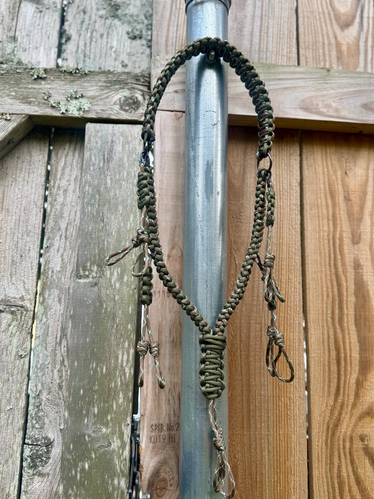 Custom Paracord Duck Call Lanyard β 5 Drop Leads, 10 Call Capacity, 550 Cord for Duck & Goose Hunting Swinging K Creations